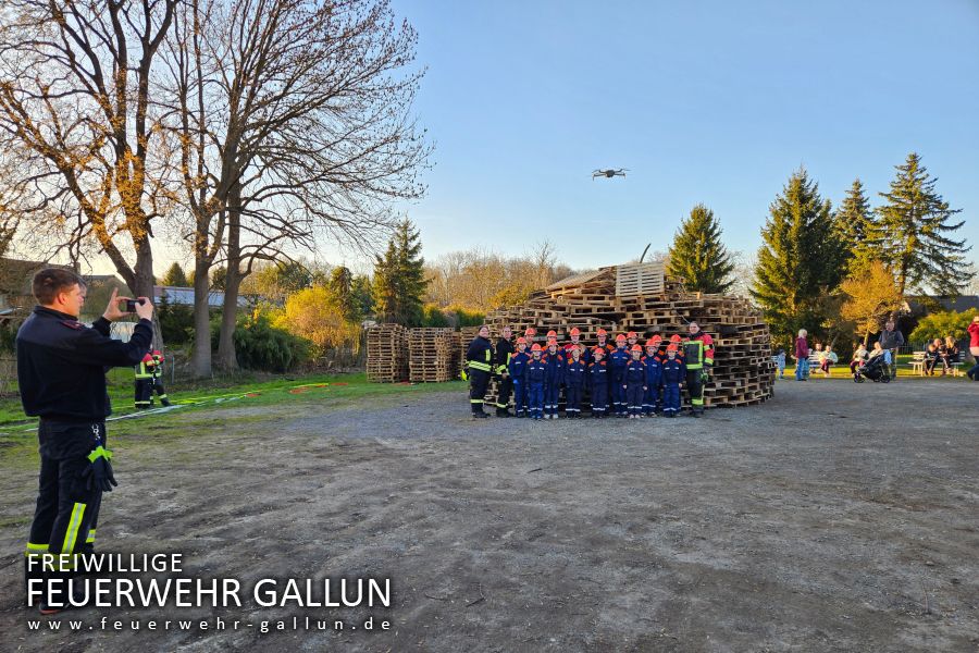 Das war unser Osterfeuer 2026 | Aktuelles 2026 | Feuerwehr Gallun