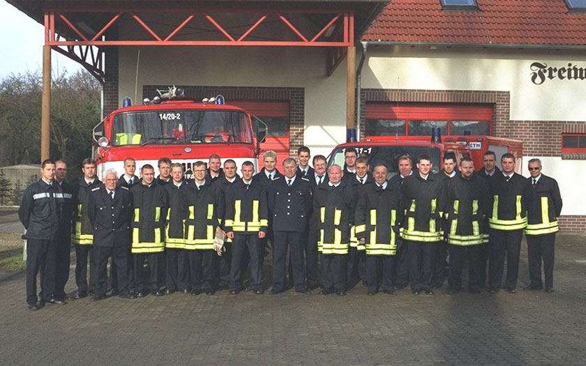 Die Einsatzgruppe der Feuerwehr Gallun 2003