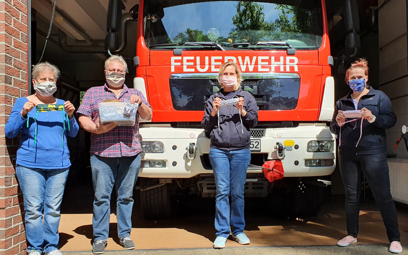 Foto von der Spendenübergabe an unsere Jugendfeuerwehr