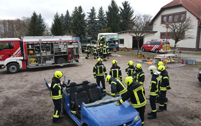 Blick auf das Übungsgelände neben unserem Feuerwehrgerätehaus